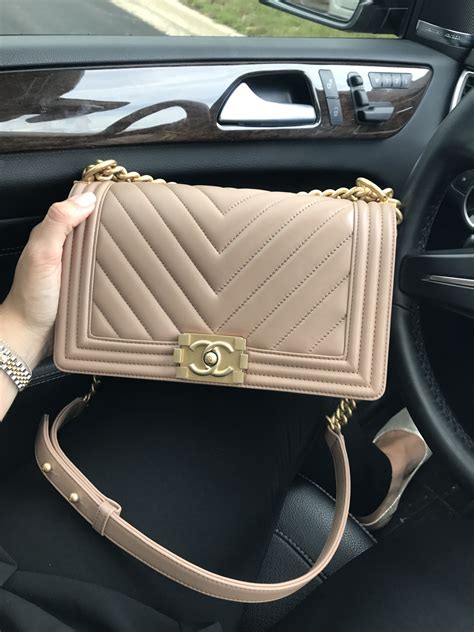 chanel beige chevron boy bag|chanel le boy bag yupoo.